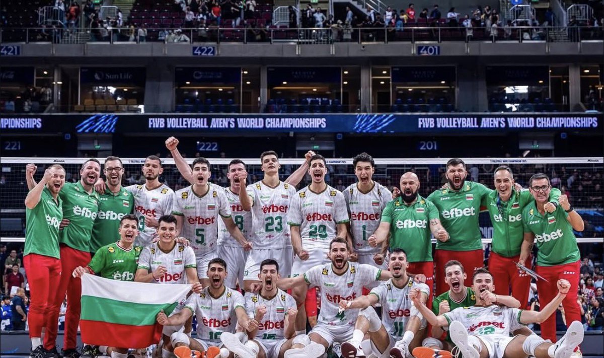 volleyBULm_phil's tweet image. Stoil Palev via IG:

"Приказката не е приключила... тя едва започва. 🏐✨ #volleyballworld #volleyball #almostthere #mallofasia"

#volleyBUL #Bulgaria #volleyball