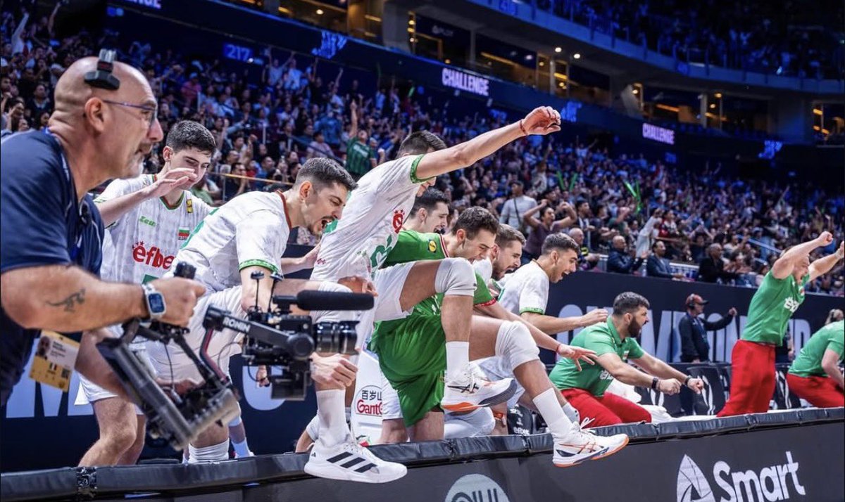 volleyBULm_phil's tweet image. Stoil Palev via IG:

"Приказката не е приключила... тя едва започва. 🏐✨ #volleyballworld #volleyball #almostthere #mallofasia"

#volleyBUL #Bulgaria #volleyball