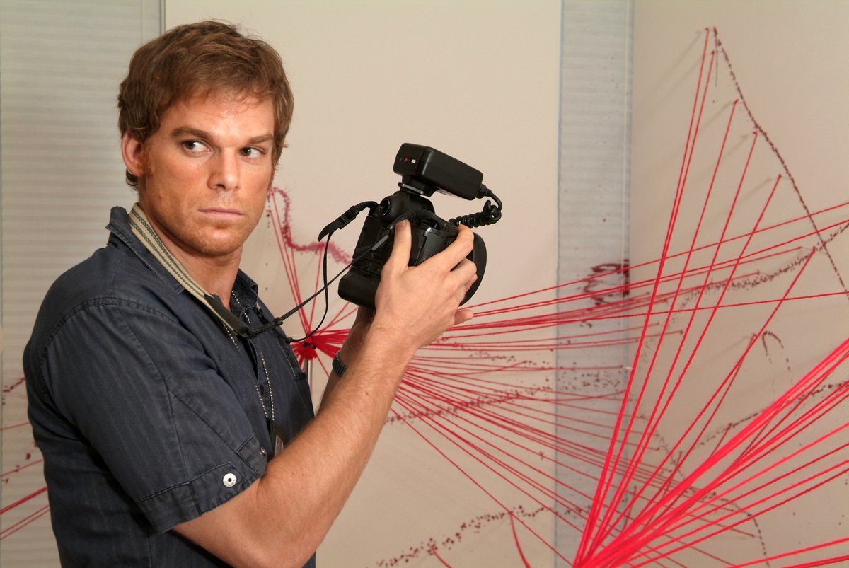 paramountplusbr's tweet image. HÁ 19 ANOS DEXTER ESTREIAVA PELA PRIMEIRA VEZ NA TV! Vendo essas imagens quem diria que nosso Dex ia m0rrer e ressuscitar? 🥹

E você? Lembra dessa estreia ÉPICA? 🔪 #Dexter #MichaelCHall #DavidZayas