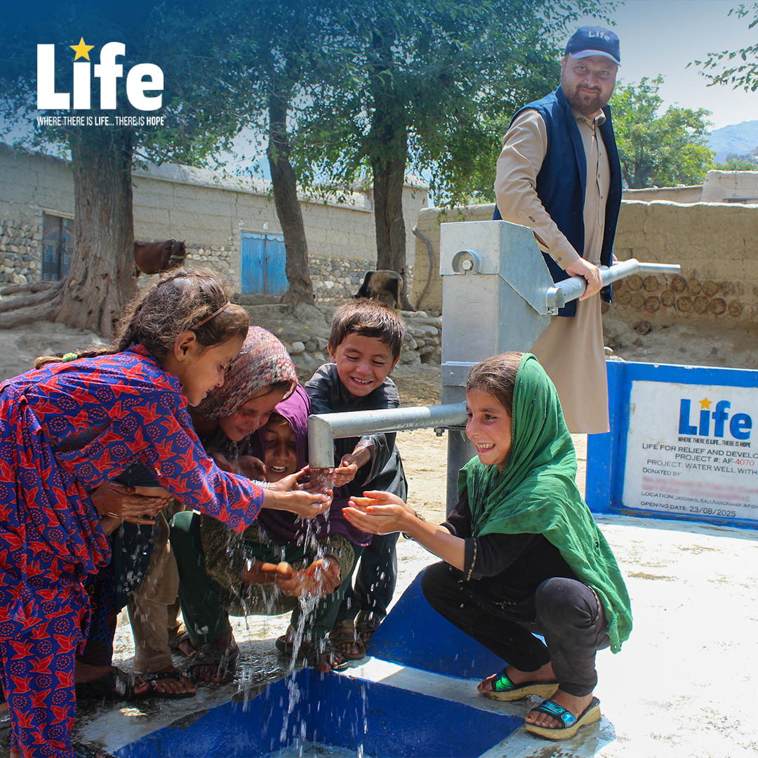 LIFEforRELIEF's tweet image. Villagers in Afghanistan were hundreds of meters away from clean water, until the LIFE well was constructed, with your help, ending the suffering of 119 people and giving them hope.

donation.lifeusa.org/product/135234…

Life for Relief and Development

#CleanWater #HumanitarianRelief  #LIFE