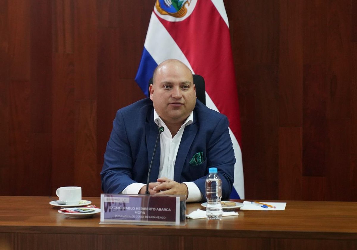 Sergio Salomón (@sergiosalomonc) on Twitter photo Hoy sostuvimos una valiosa reunión con el Embajador de Costa Rica en México, <a href="/phabarca/">Pablo Heriberto A</a> , así como el Cónsul General Jaime Camacho Soto.
Agradezco la conversación abierta y constructiva, y reitero nuestro compromiso de trabajar de manera conjunta en beneficio de nuestras Hoy sostuvimos una valiosa reunión con el Embajador de Costa Rica en México, <a href="/phabarca/">Pablo Heriberto A</a> , así como el Cónsul General Jaime Camacho Soto.
Agradezco la conversación abierta y constructiva, y reitero nuestro compromiso de trabajar de manera conjunta en beneficio de nuestras