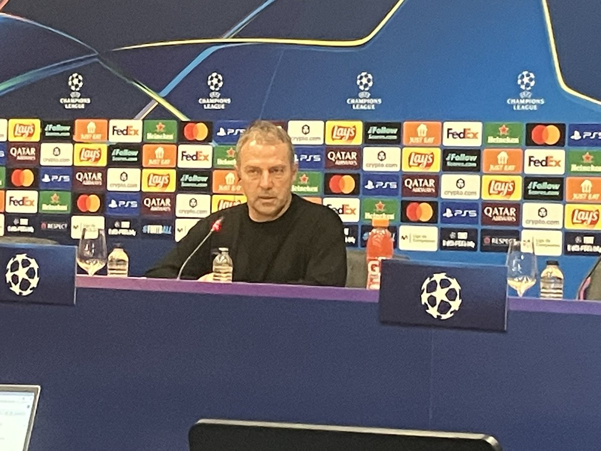 PhilSANFOURCHE's tweet image. Hansi Flick « nous sommes encore loin du niveau du PSG. Ils ont une philosophie extraordinaire avec de jeunes joueurs, beaucoup de mouvement et de vitesse. Ils savent utiliser les espaces, jouer les 1 contre 1. Du bord terrain on sent cette supériorité. Paris mérite sa victoire »