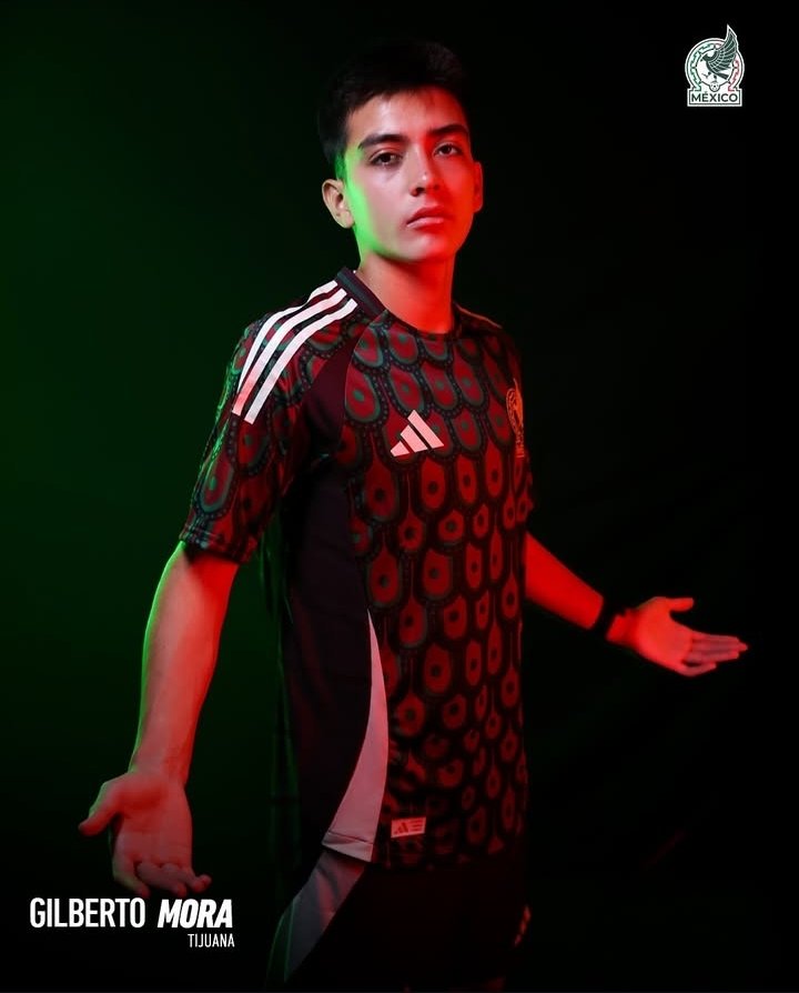 2 partidos, 2 goles, 1 asistencia y clave en el primer gol contra Brasil.
Ha participado en 4 de los 4 goles de la Selección en este mundial y todavía hay que leer pendejos que dicen que esta inflado.
Mora es la puta cabra 🐐👑