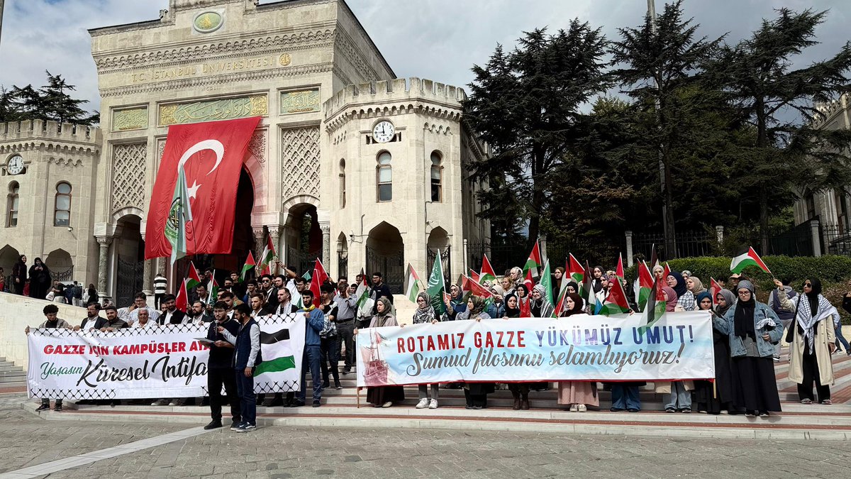 📍Beyazıt Meydanı

Her yer Sumud, Her yer Filistin. 🇵🇸

Şeria Nehri’nden, Akdeniz’e
Gazze’den, Kudüs’e, Akka’ya
Tam ve Bağımsız Filistin’i her daim kampüslerimizde haykıracağız! 

#BizimKampüs
#Nazisrael