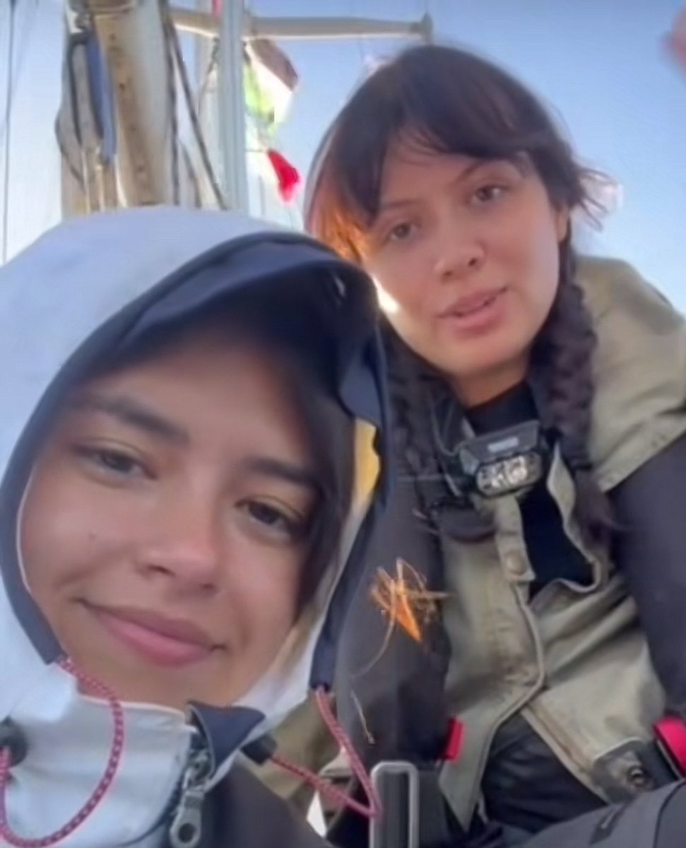 QuinteroCalle's tweet photo. Manuela y Luna son las colombianas que fueron detenidas por Israel por llevar comida para los niños que mueren de hambre en Gaza. Exigimos su libertad inmediata. 🇨🇴🇵🇸 https://t.co/4blvs3wSON
