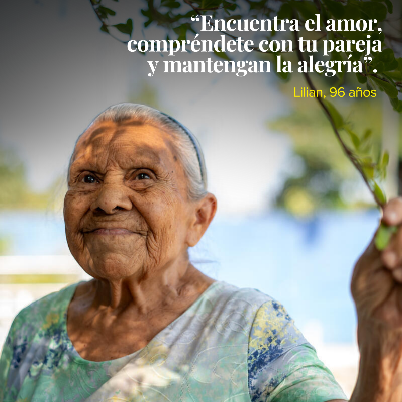 ACNURElSalvador's tweet photo. A lo largo de sus trayectorias, estas mujeres han reunido saberes profundos nacidos de la experiencia. Sus historias tienen voz, fuerza y lecciones que nos invitan a reflexionar.

👵🏼👴🏻✨ Las personas mayores son la memoria viva de nuestras comunidades.

#DíaDeLasPersonasMayores