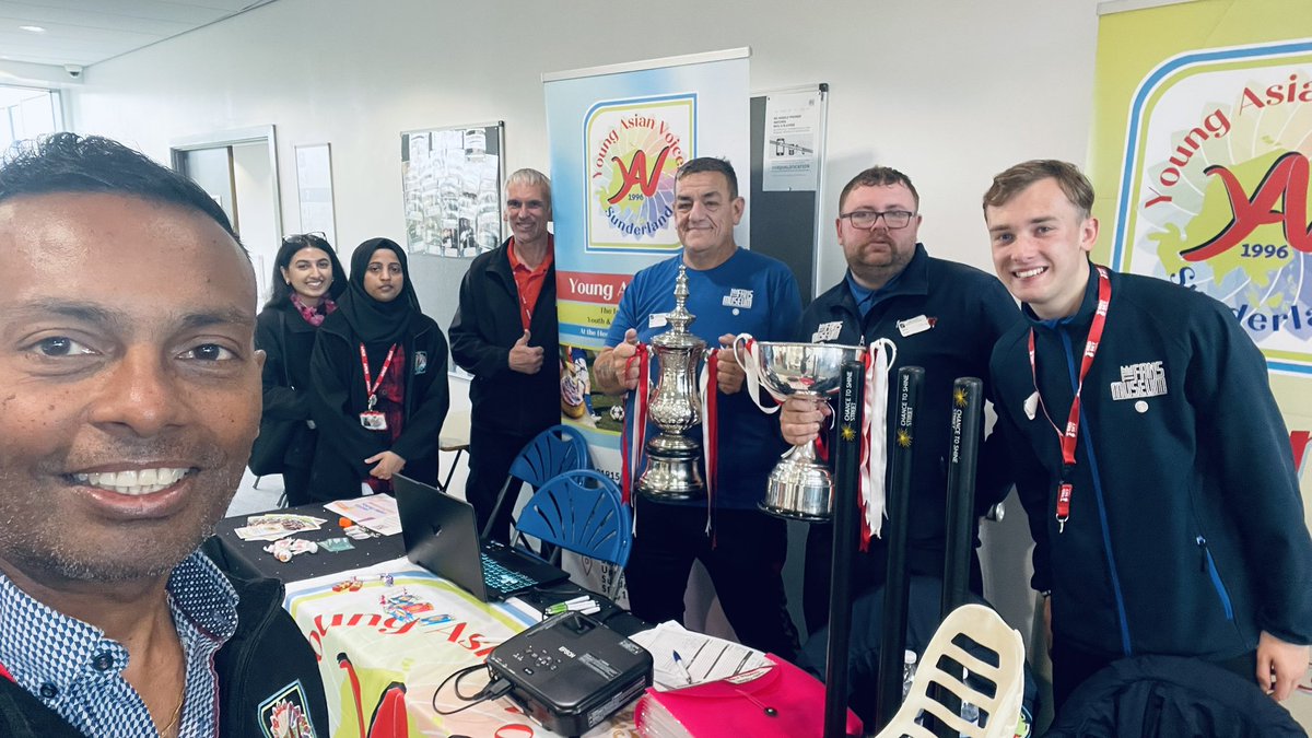 3/3🌟A massive thank you to <a href="/sunderlandcol/">Sunderland College</a> for an amazing Freshers Fair @ the City Campus👏🏽

🎉 It was fantastic to meet so many new students and connect with many local organisations👊🏽
🌟What a super Black History Month day filled with energy and excitement 🙌🏽 #YAV96 <a href="/benno_4/">Gary Bennett MBE</a> 👍🏼