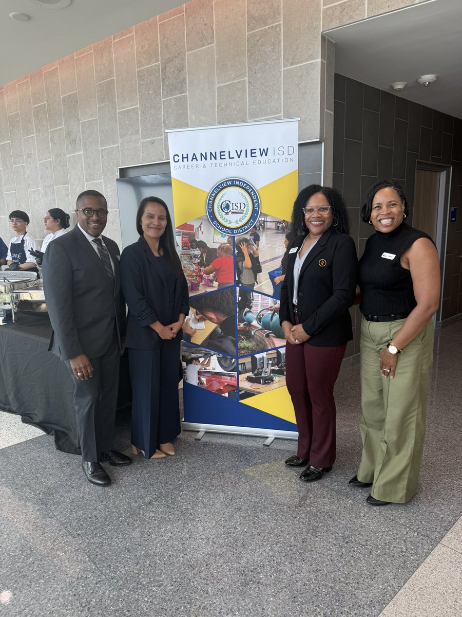 tchill_'s tweet image. Today’s CTE Advisory Board meeting was a reminder of why we do what we do. Our speakers zeroed in on the work-based skills that truly prepare our students for the future. Our collaboration in CTE is all about ensuring that our graduates leave ready to thrive! #WeAreChannelview