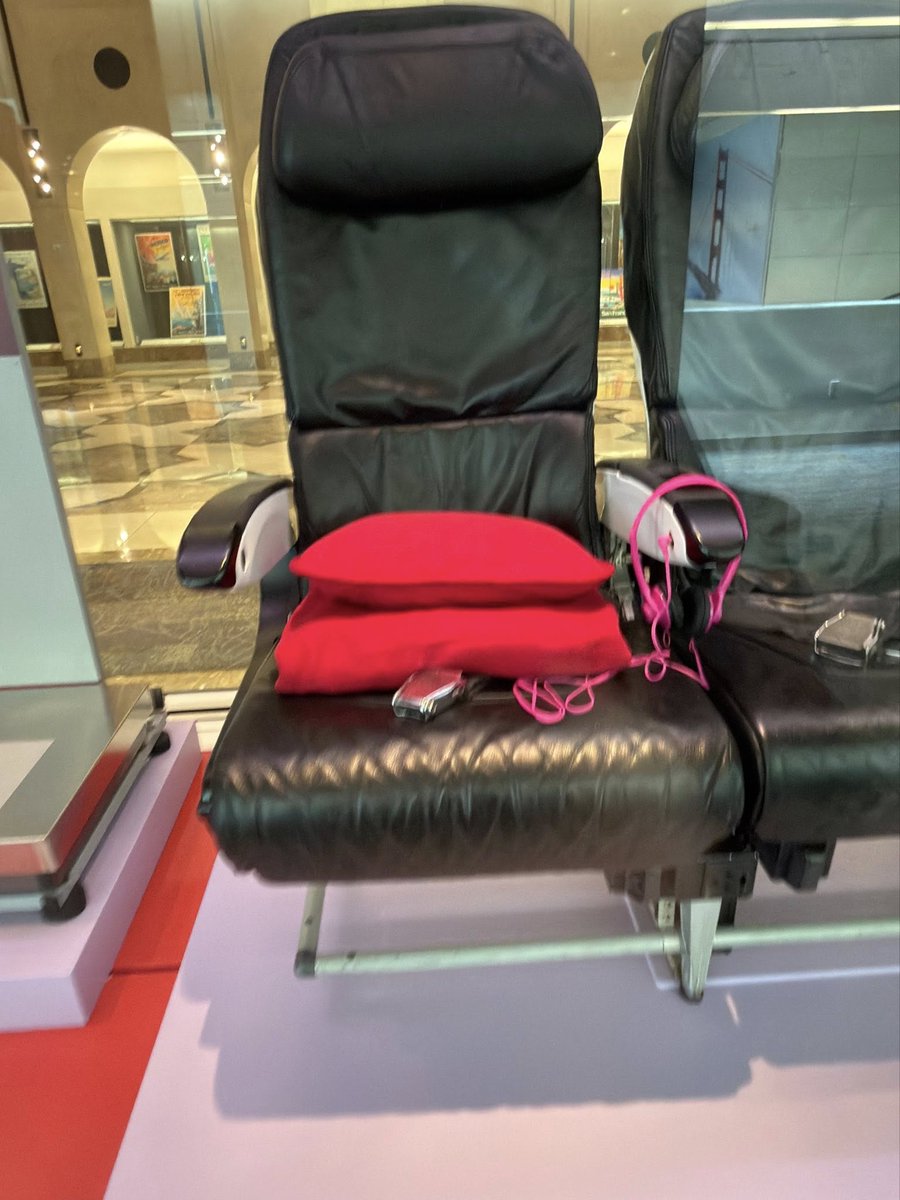 George T Bundy tweet media