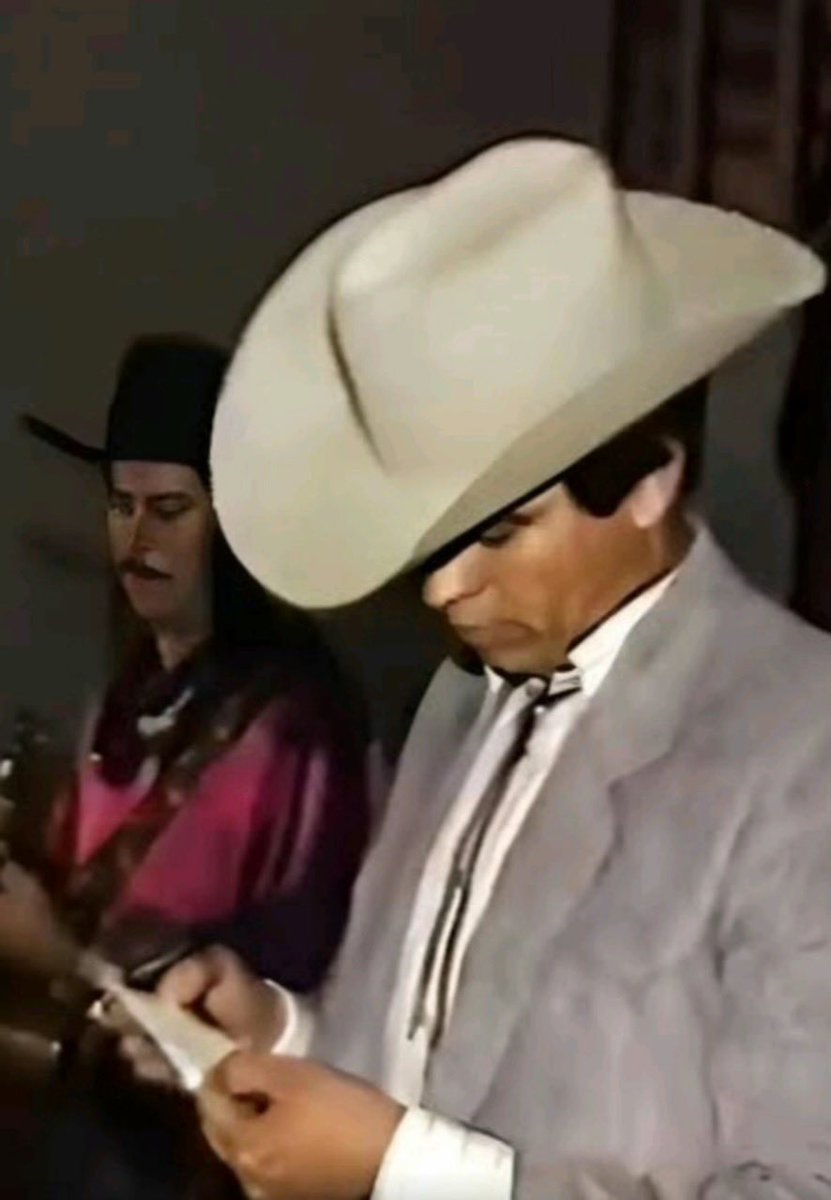 𝗱om (@ilostmypercs_) on Twitter photo 