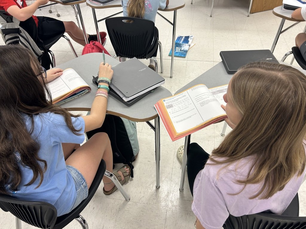 Our Tigers are LEARNERS! We read, write, think and talk every day! Shoutout to our teachers for planning engaging lessons that allow our students to think and collaborate with their peers! Go Tigers!