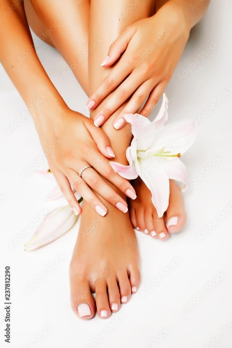 TheJenWilde's tweet photo. I just received Pedicure from Anonymous via Throne. Thank you! https://t.co/TzUsJNKYlS #Wishlist #Throne https://t.co/8AqLTdzLON