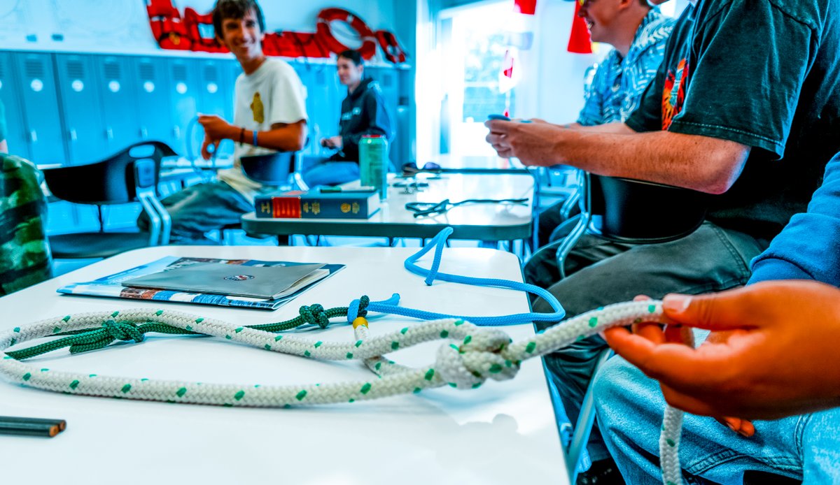 Port of Everett tweet media