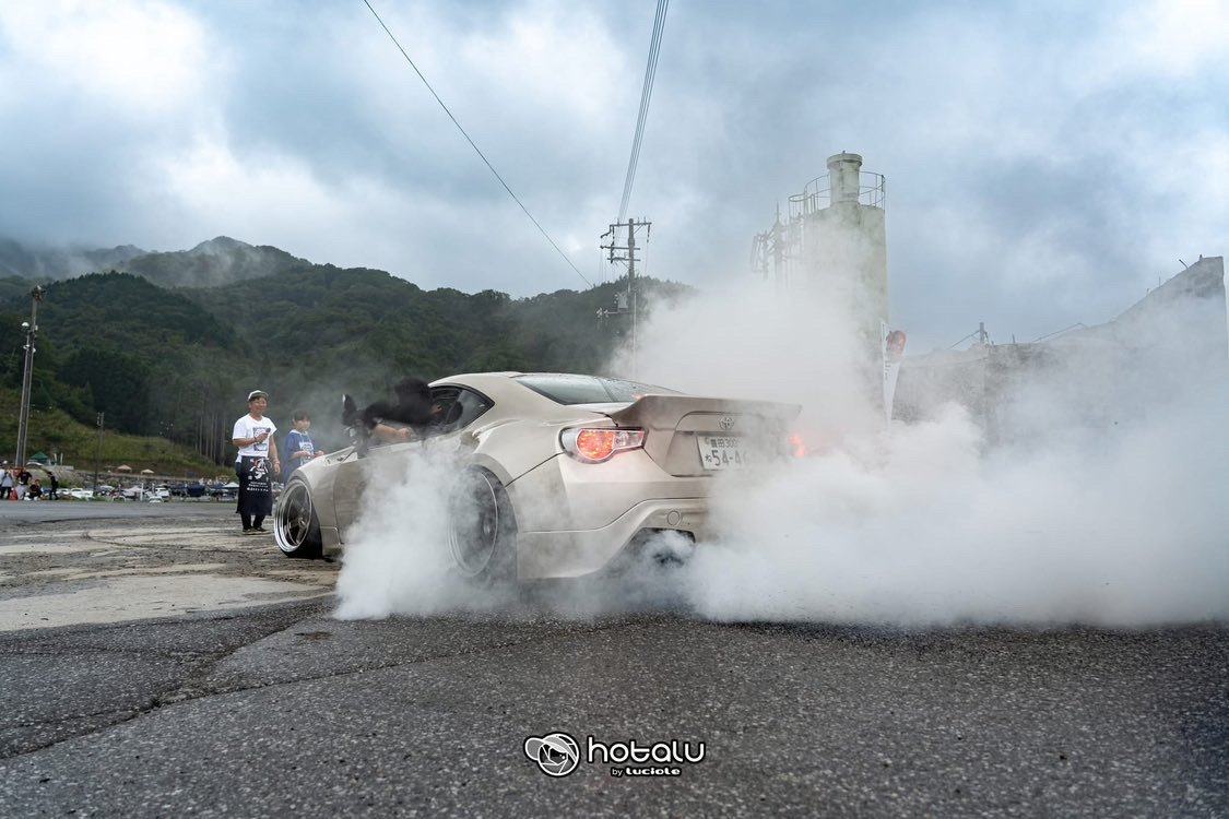 vr2fxa5's tweet image. モクモク木曜日
引っ越しで夜勤寝れん😇