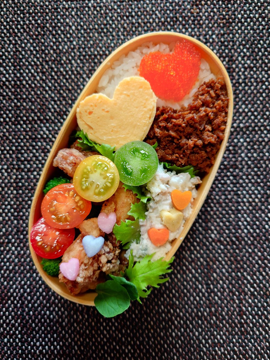 ガス台に…車に…etc.
無機的に話しかけられるたびに思います
たまには面白いことを言ってみよう〜！

#ハートアクション