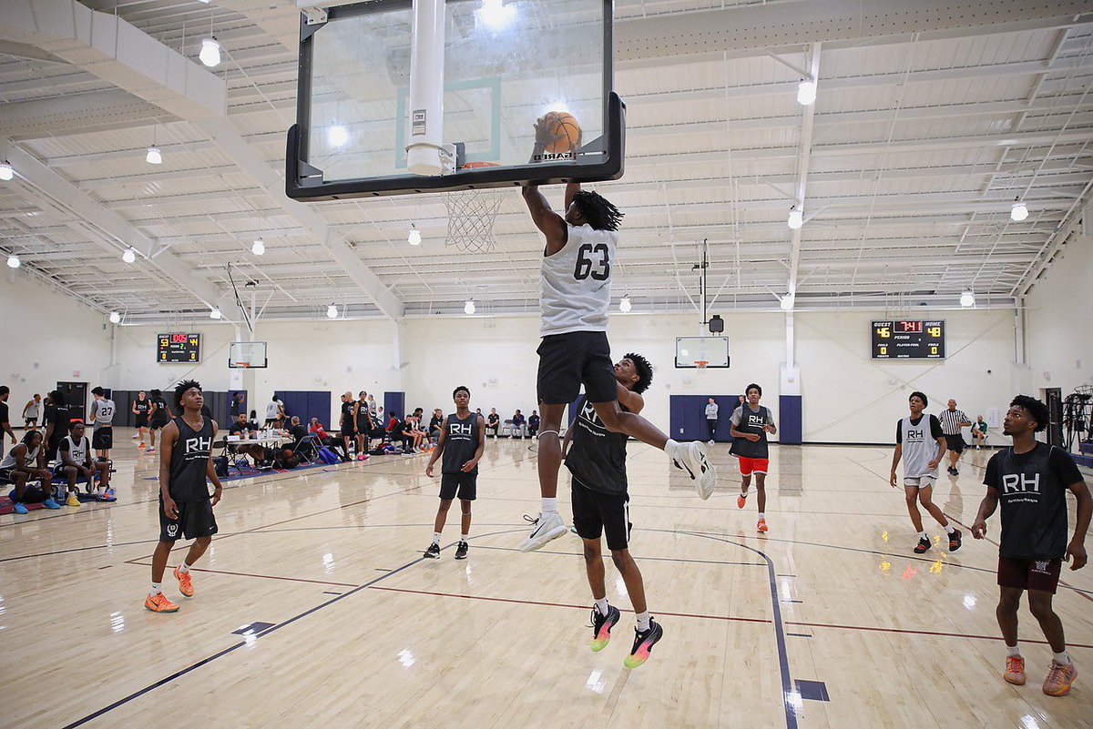 Relentless_Hoop tweet picture