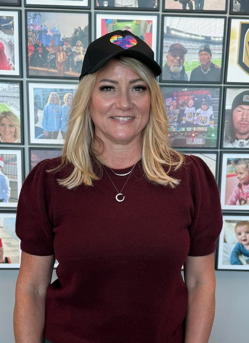 OV Artworks Studio is the official online storefront for one-of-a-kind creations designed by people with intellectual and developmental disabilities in the Boyd Gaming Fine and Performing Arts Program at Opportunity Village. 
#OVArtworksStudio #weartheheart