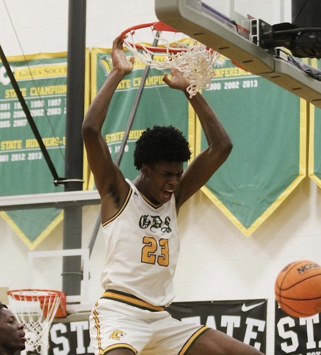 TriHoopsNet tweet media