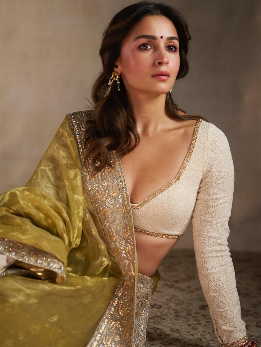 G2N_7MDaIAQim3t?format=jpg&name=large