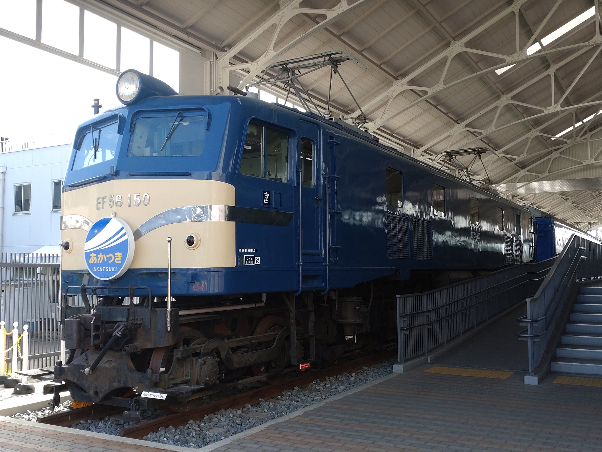 すべての鉄道ファンに贈る　世界の鉄道’83 路面電車 とんちゃん (@c0FpaILJPG7ipyC) / X