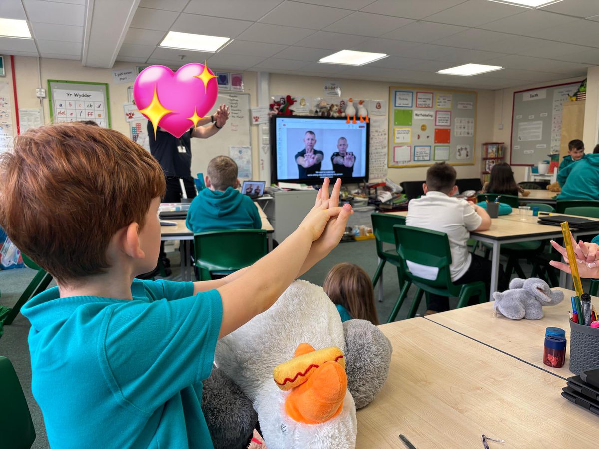 Ysgol Sŵn Y Don tweet media