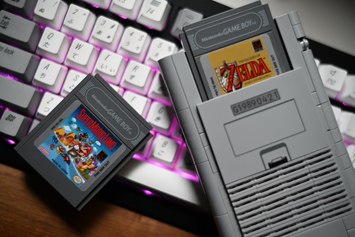 dpyukiqb's tweet photo. LEGO Game Boy 72046

本体、ボタン内部の作りも細かく見た目以上にこだわりを感じました。😀
#レゴ #ゲームボーイ #GameBoy https://t.co/5eGW26crJi