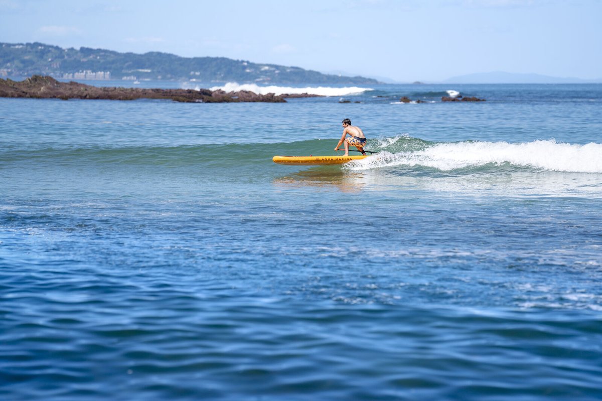 supconnect's tweet image. Small wave, big fun — who else loves catching every ripple that rolls in? 🌊🙌 #supconnect #paddleboarding #standuppaddle
📸Aqua Marina
Enter our photo contest and share your photos: supconnect.com/photo-contest-…