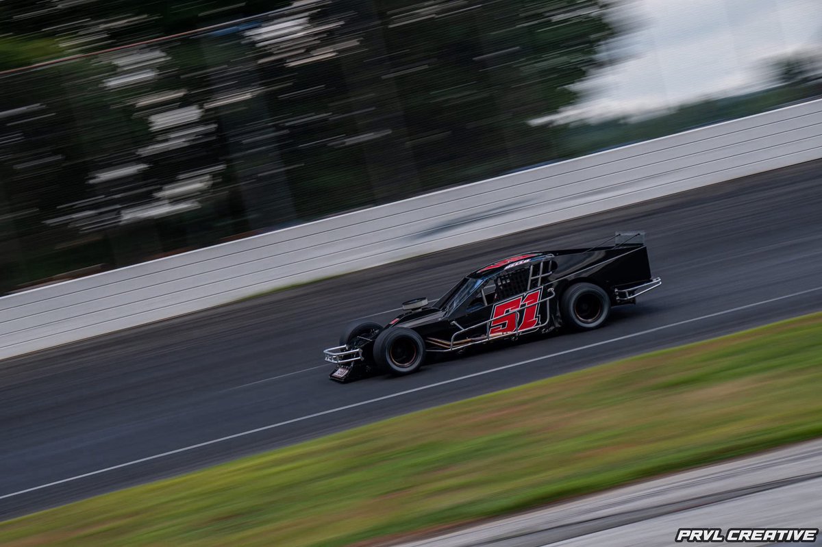 ABRacing51's tweet photo. Bowl bound this weekend, 100 laps chasing $5,500 💰

Be there 👊

Timmy Jordan Racing 🏁 https://t.co/krm7KJtv9M