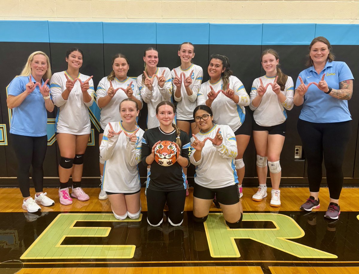 VIDEO: Lower edges Middle as rivals produce another entertaining volleyball match
capeatlanticlive.com/article.php?id…
#CapeAtlanticLive
<a href="/lowercapemay/">LCMR School District</a> <a href="/LCMRAthletics/">LCMR AD</a> <a href="/MTHSAthletics1/">MTHS Athletics</a>