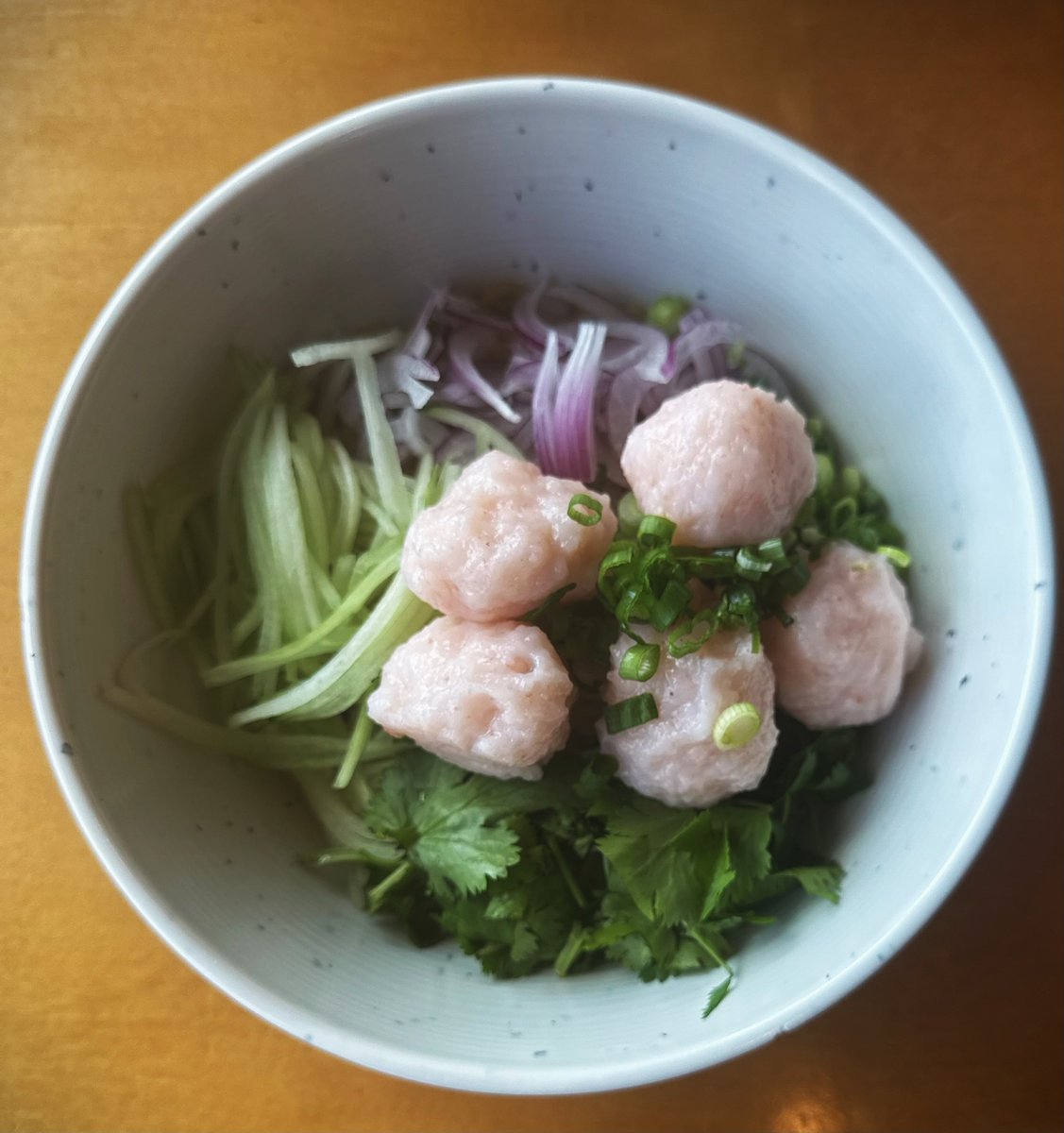 Pokéloha is now open at 11831 Metcalf Ave. in Overland Park (Walmart center) 🍣🍜
On the menu? Ramen, sushi, sushi burritos, and new Dry Tossed Noodles #openings