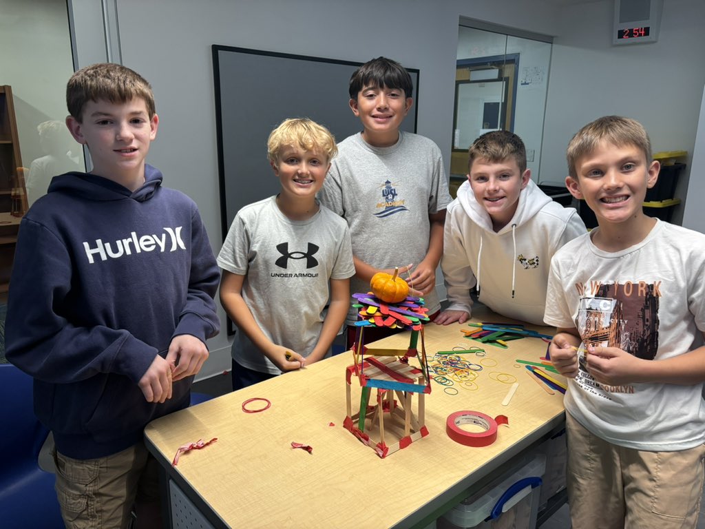 MrsSorensen2's tweet photo. October Makerspace Challenge 🎃: Using only popsicle sticks, rubber bands, and tape, build the tallest structure that can hold a mini pumpkin. @esm_csd https://t.co/bVhCZEvMAo