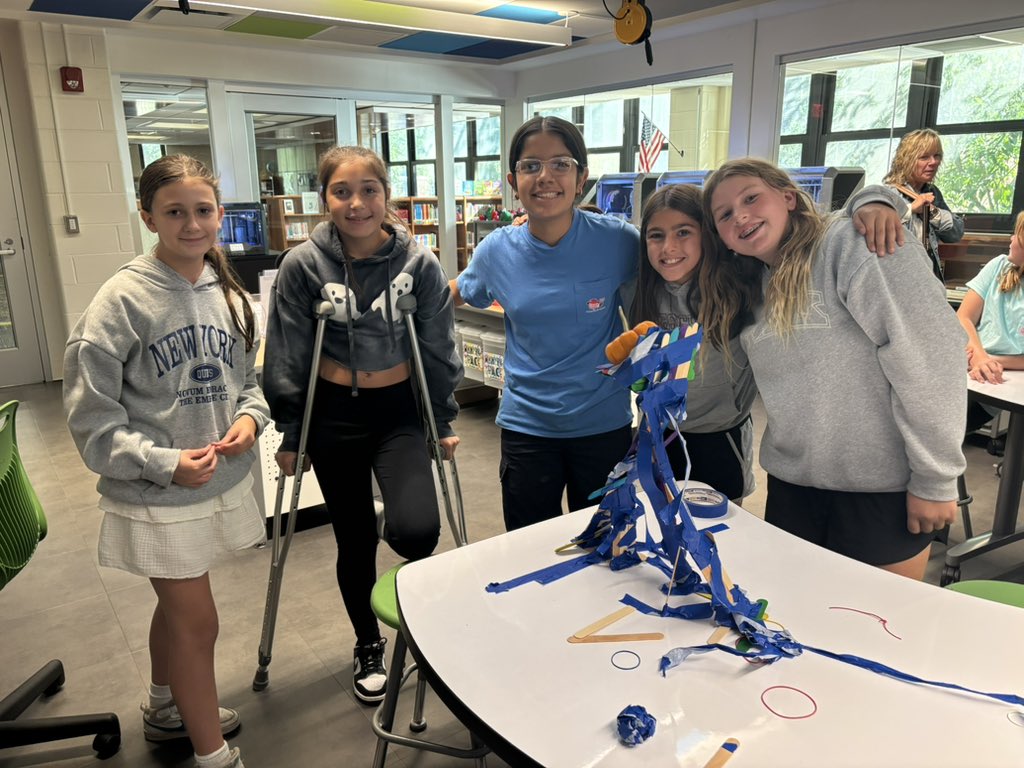 MrsSorensen2's tweet photo. October Makerspace Challenge 🎃: Using only popsicle sticks, rubber bands, and tape, build the tallest structure that can hold a mini pumpkin. @esm_csd https://t.co/bVhCZEvMAo