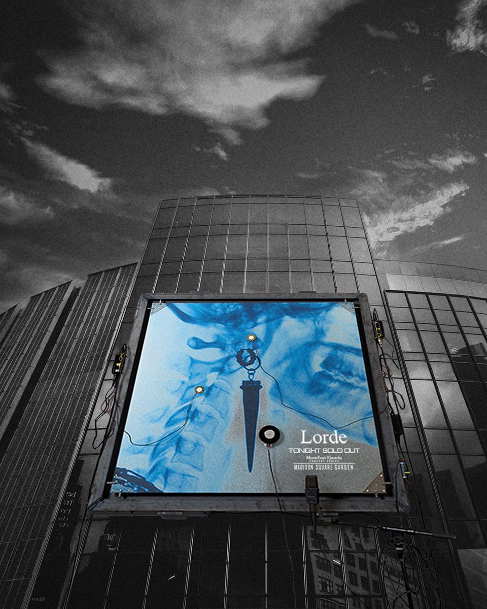 TheGarden's tweet image. ULTRASOUND 💙 TONIGHT SOLD OUT 💙 @lorde