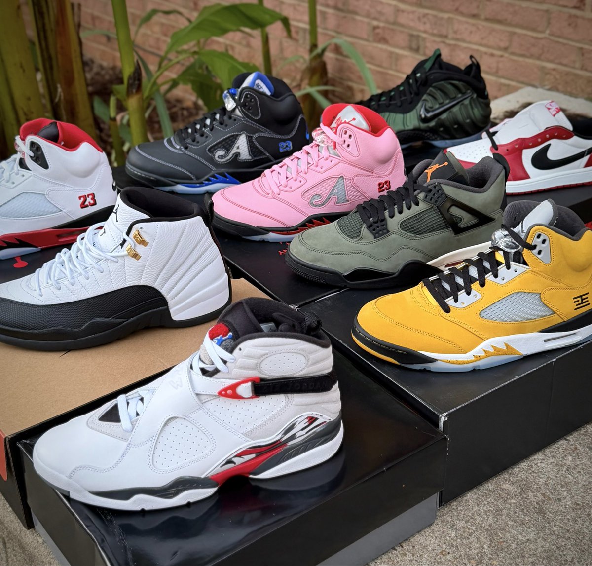 zSneakerHeadz tweet media