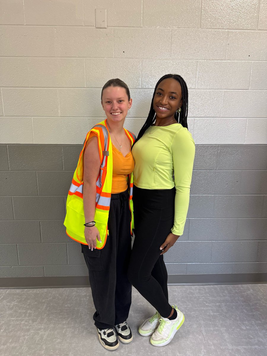 OHS Student Council tweet media