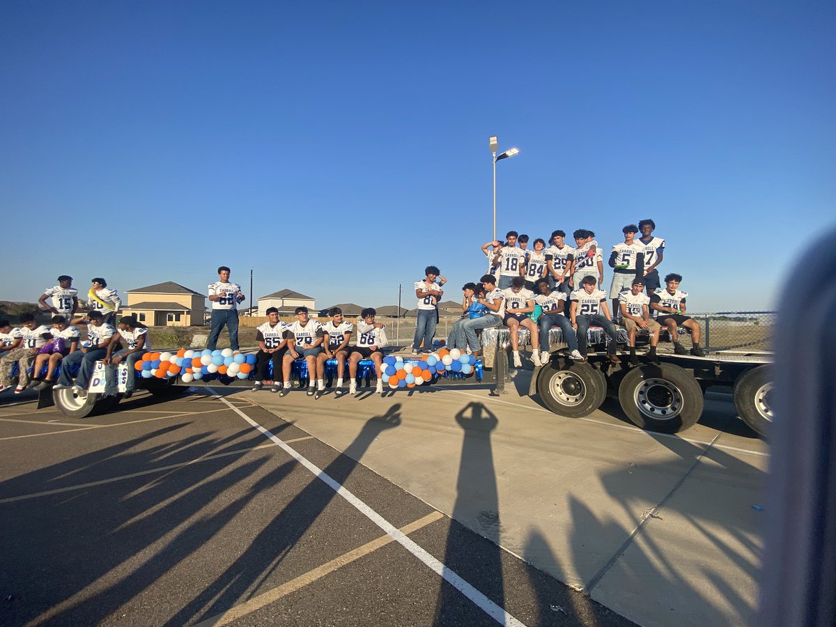 TheProgramCTFB's tweet image. Homecoming parade ready!