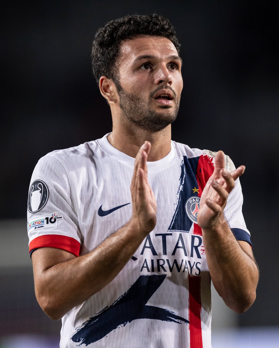 Un soutien incroyable ! Merci aux supporters présents à Barcelone. 👏❤️💙

📸 Ricardo Nogueira