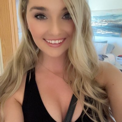 _tristakay's tweet image. #NotAi 🤣