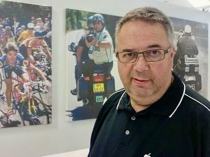 Cor VosのCorが他界した。77歳。偉大な自転車競技フォトグラファー。欧州最古参のサイクリングフォトエージェンシー創設者。
Cyclowiredは15年以上のクライアントであり、僕個人としても25年のお付き合いがあった。