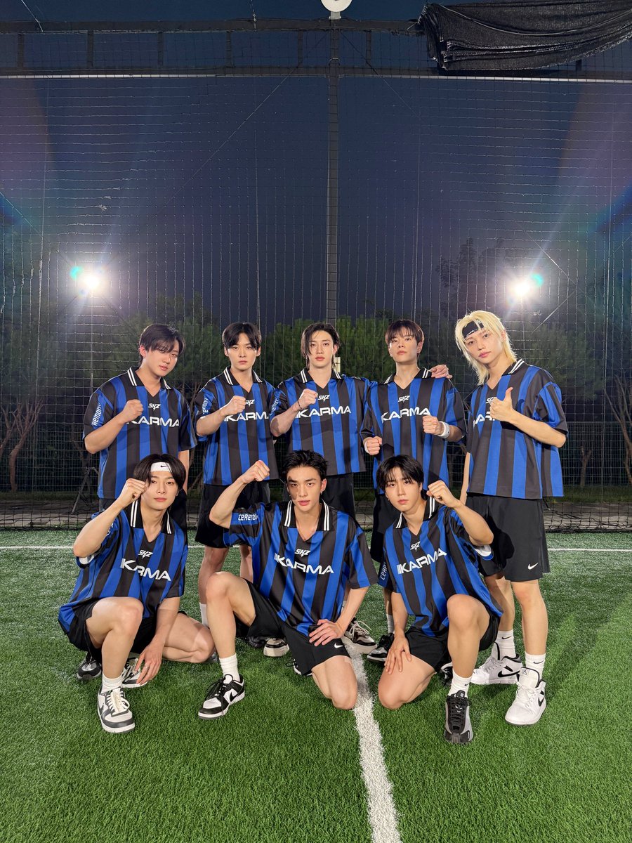 StrayKidsBrasil's tweet image. 「 #INFO • 01.10.25 」
Streams do Stray Kids no Spotify em 2025 🏆🤍: 

Jan — 306.591.366
Fev — 249.882.041
Mar — 287.991.979
Abr — 276.498.863
Mai — 258.163.754
Jun — 269.359.260
Jul — 291.142.146
Ago — 374.422.230
Set — 345.679.250 🆕️

Total em 2025 — 2.659.730.890 ✅…