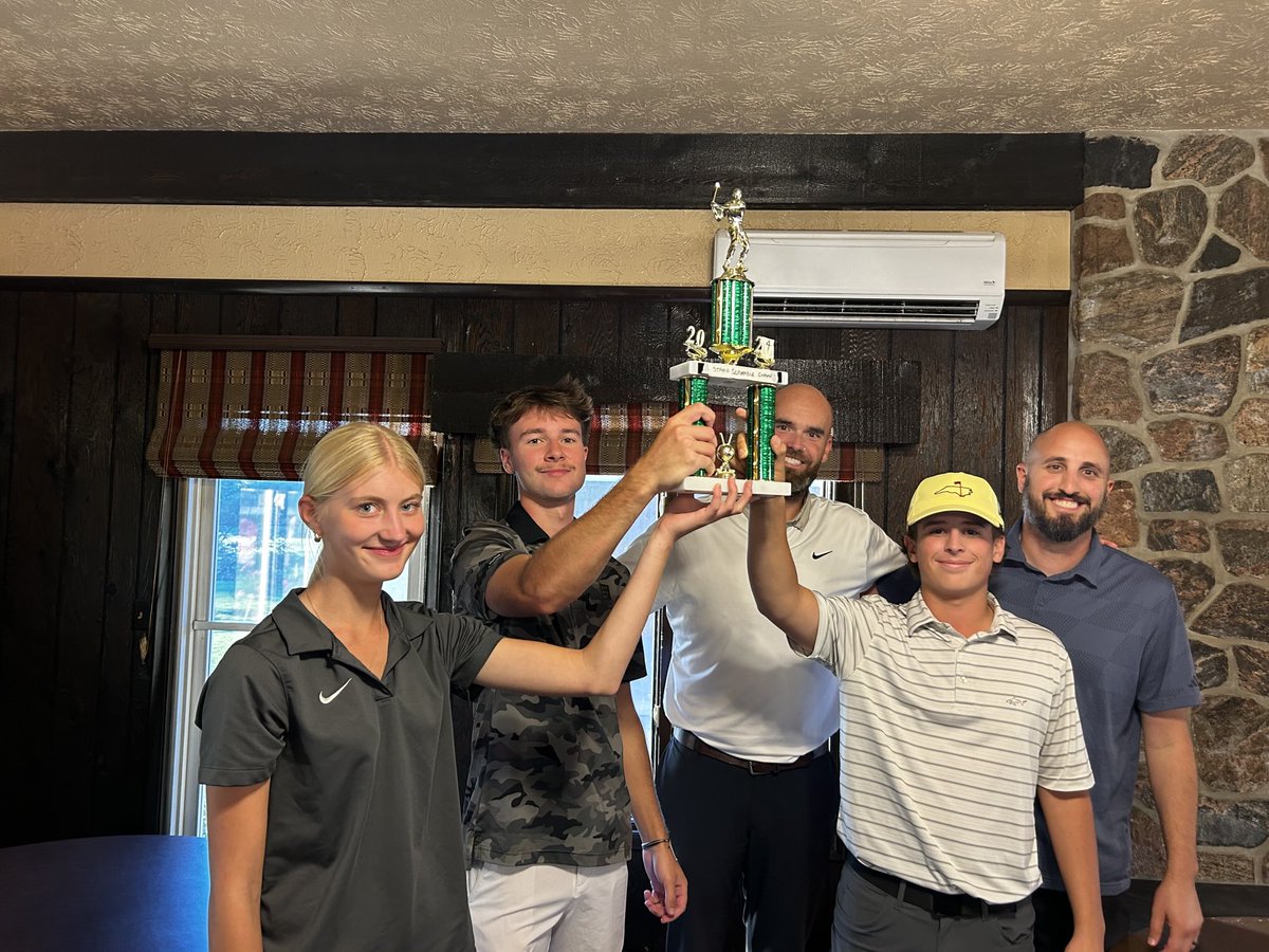 Team champs! Mr Gegik, Mr Kelly, Honor Hlvana, Colin King and Declan West