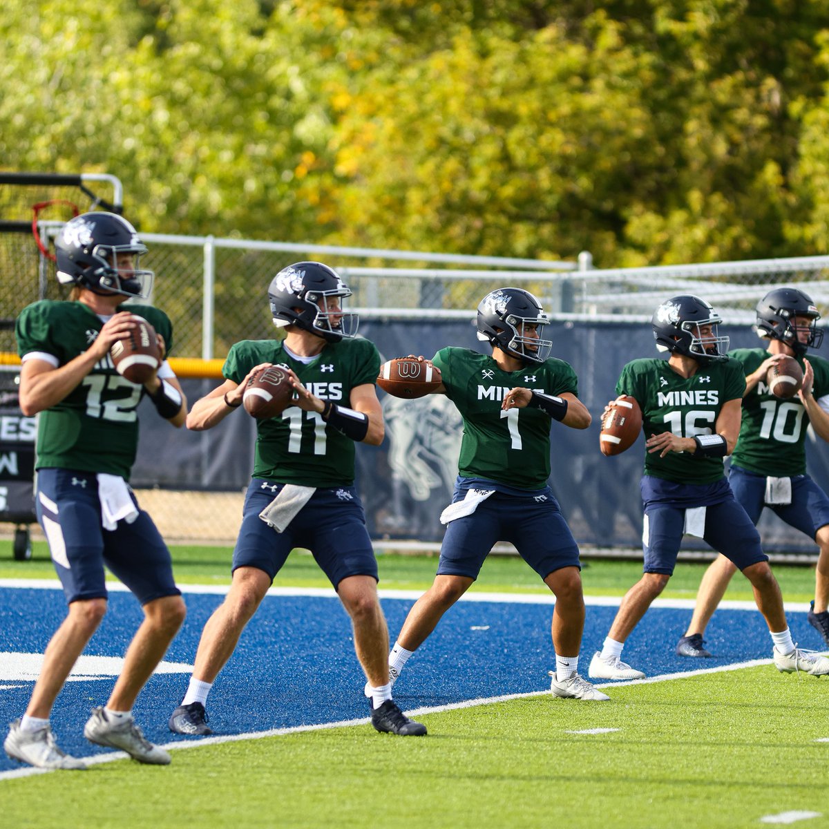 MinesFootball's tweet image. Wednesday at the office

#HelluvaEngineer⚒
