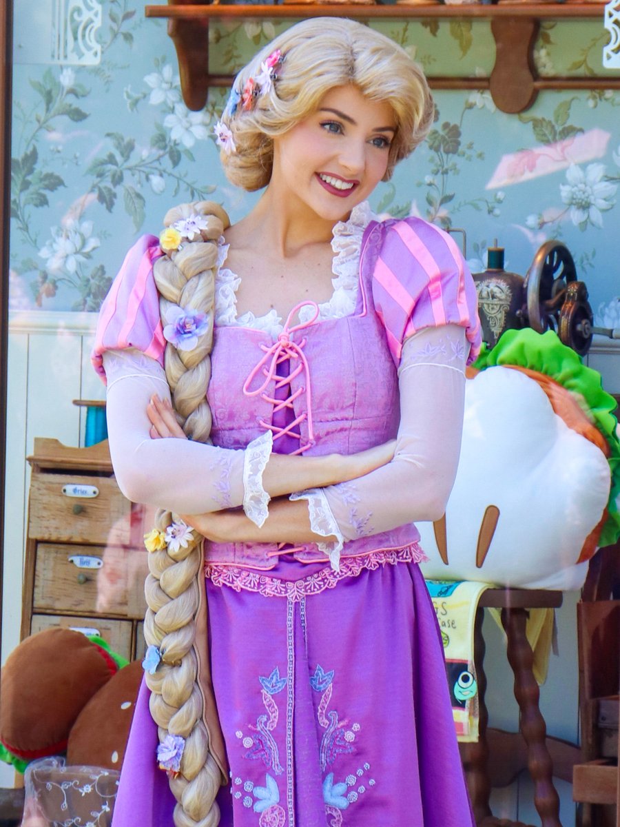 ky_minnie's tweet photo. おはようございます☀️TLにたくさん幸せなお写真流れてきて早く行きたい...🎃🥹🧡けど久しぶりにカメラ触るから色々忘れてそうで怖い🤣ｗｗｗ今日も1日頑張りましょうー！☺️🎀 https://t.co/UDg7vCcv3Y