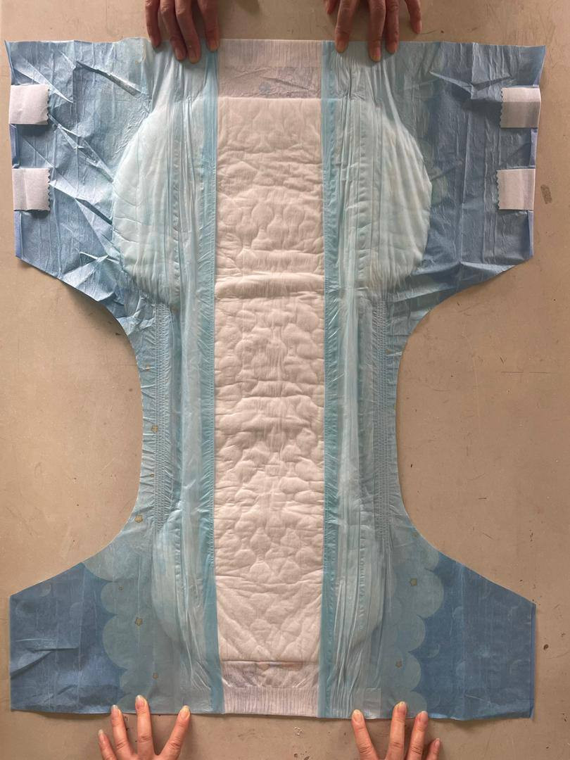 ComfyKinz tweet media