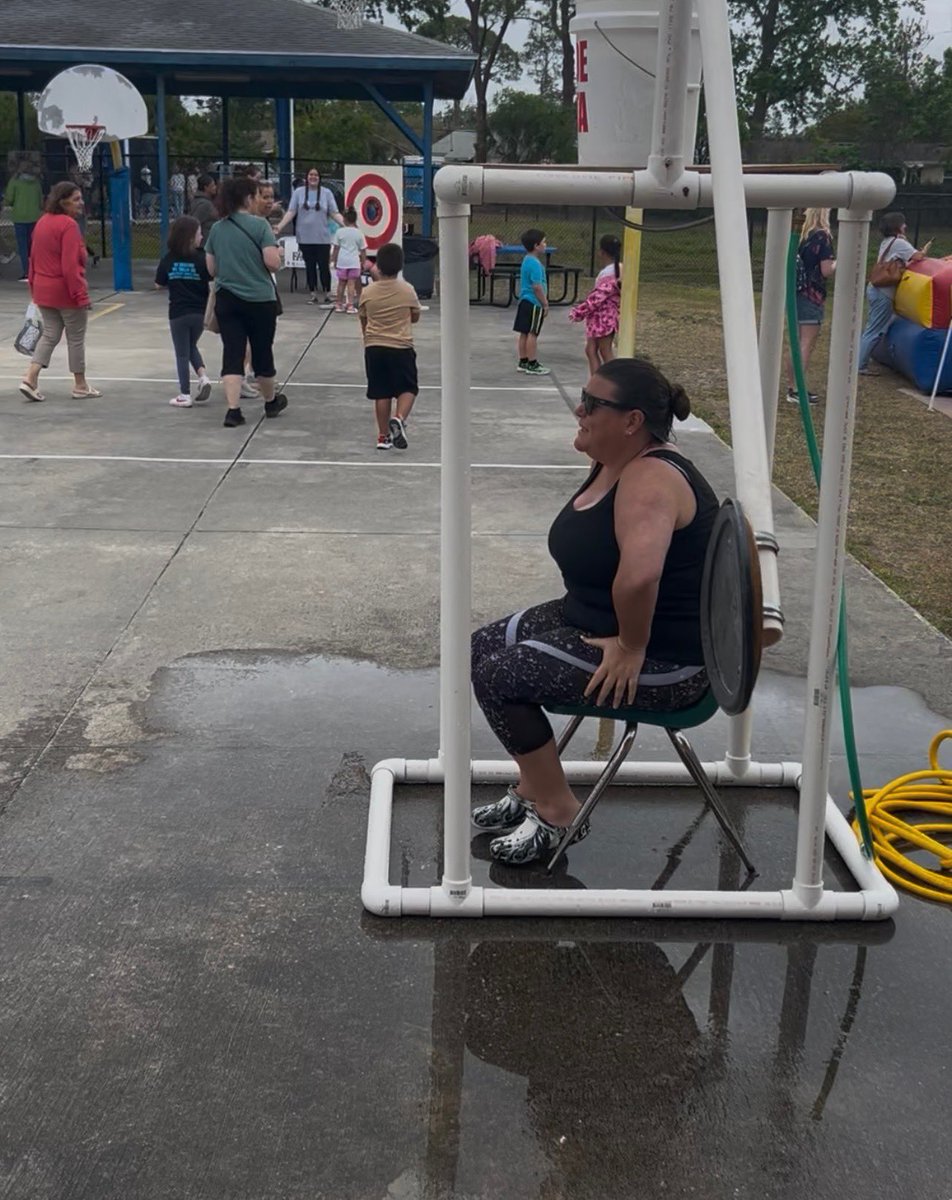 South Daytona Elem tweet media