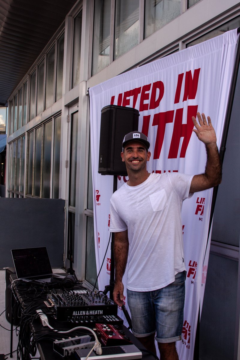 Honored to be part of the Lifted In Faith festival! Thank you Lord for ordering my steps and giving me a purpose for the talent you gave me in music 🙌🏼#jesusislord