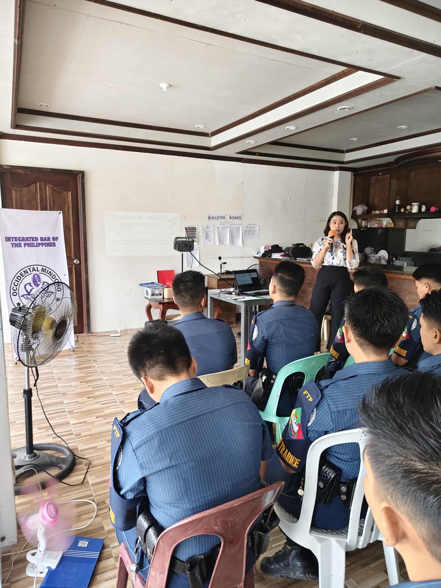 IBP_NCLA's tweet image. IBP Occidental Mindoro
September 25, 2025

Lecture on Basic Knowledge under Revised Penal Code (RPC) for PSFTP CL MASIDLAKAS 2024-01 Police Trainees with Atty. Guianne Joyce L. Bautista of IBP Occidental Mindoro Chapter

#IBPNCLA
#ServeTheCountryHailTheIBP
#IBPLegalAid