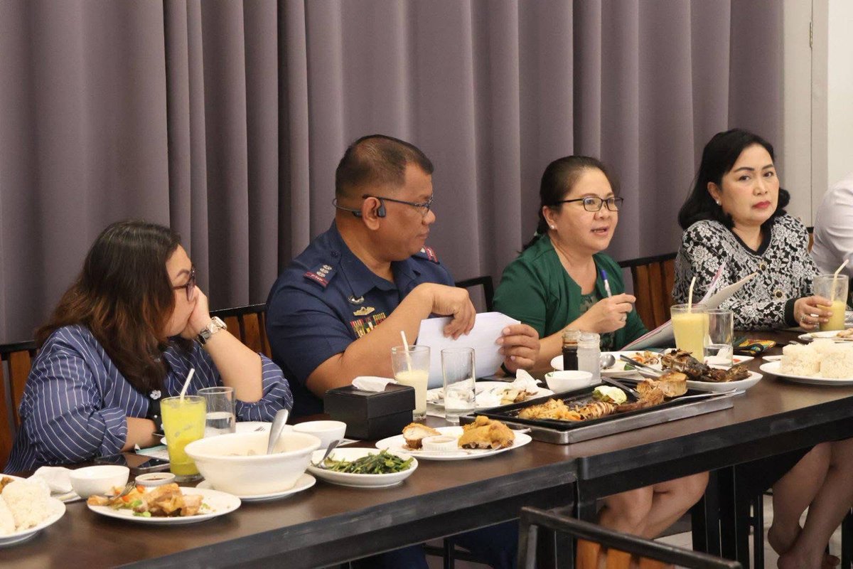 IBP_NCLA's tweet image. IBP Davao City
September 24, 2025

IBP, RTC &amp;amp; MTCC Judges, and Davao Police held safety talks on Sept 24, 2025 at Yellowfin Restaurant, Davao City.

#IBPNCLA
#ServeTheCountryHailTheIBP
#IBPLegalAid