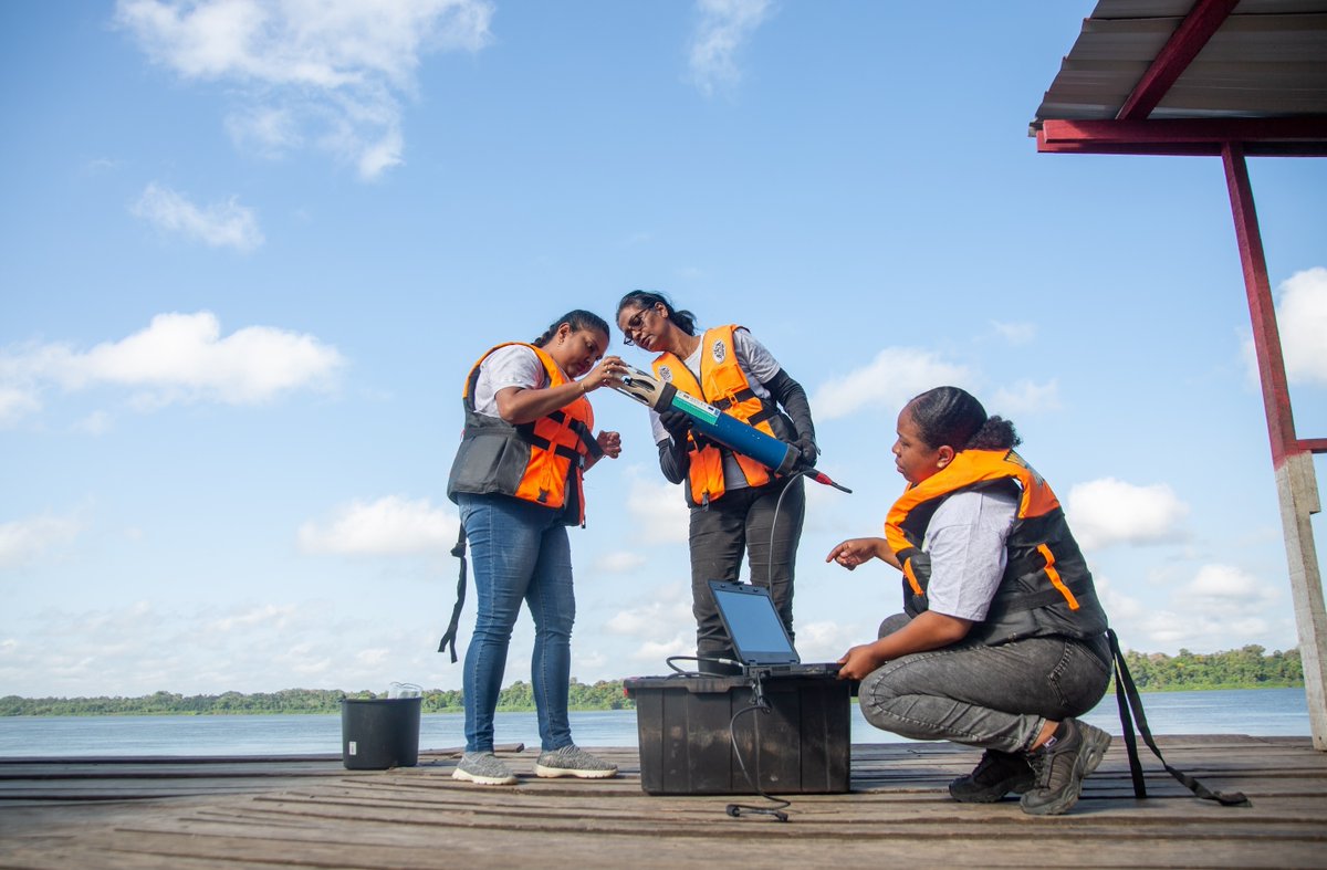 From stronger hurricanes to water scarcity, Caribbean #SIDS are on the frontlines of the climate crisis.

7 small island States 🇦🇬 🇧🇧 🇧🇿 🇩🇲 🇱🇨 🇸🇷 🇹🇹 are turning ambitious climate plans into action.
go.undp.org/wzc
