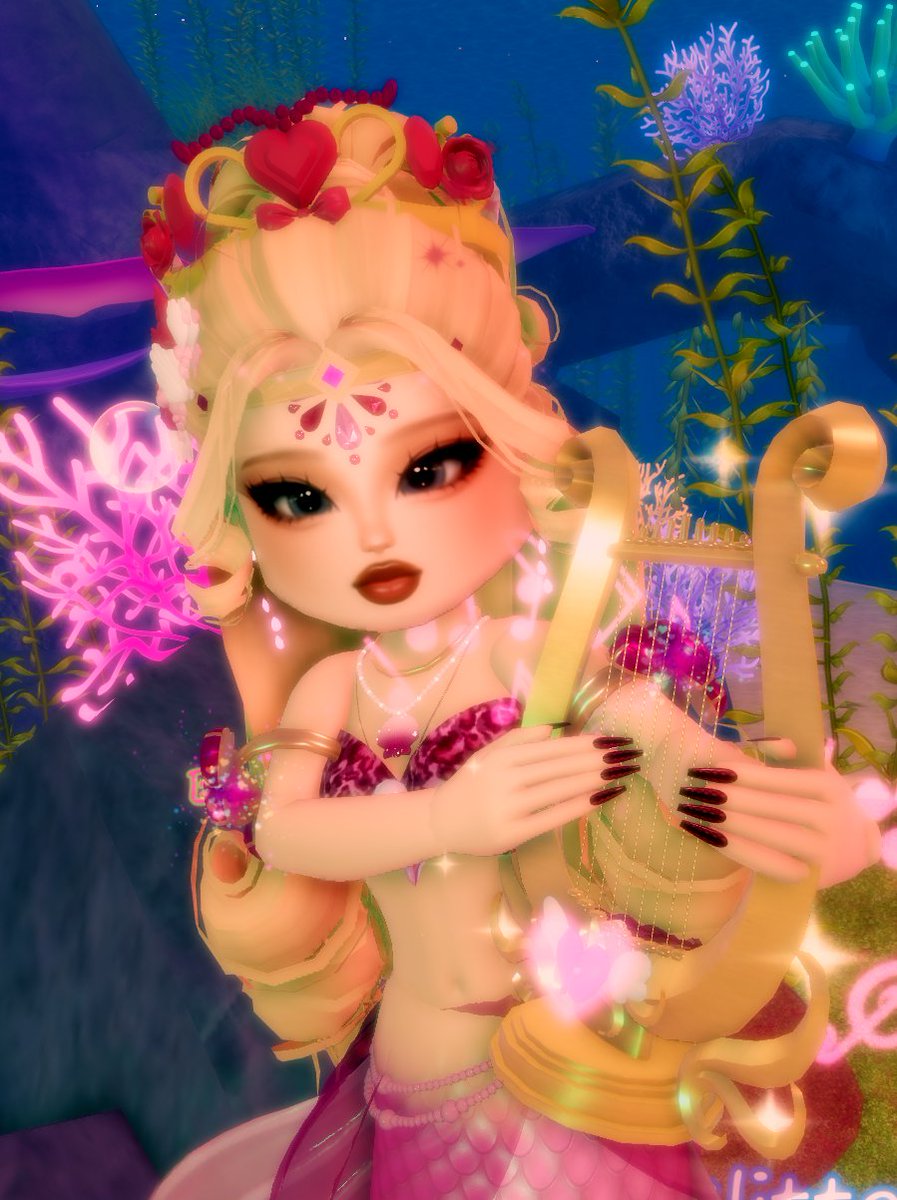 #royalehigh meet Scarlet! <3